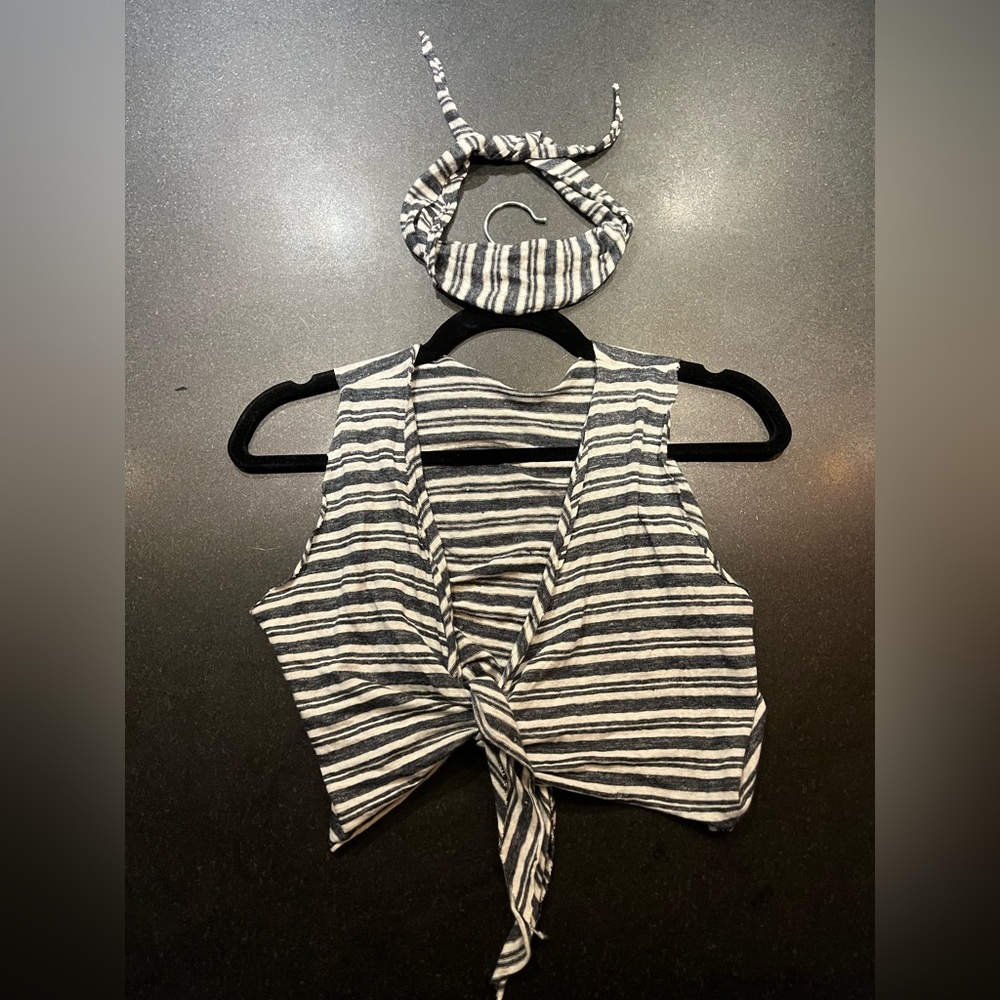 NWOT: Striped crop top tie tank with matching neck tie